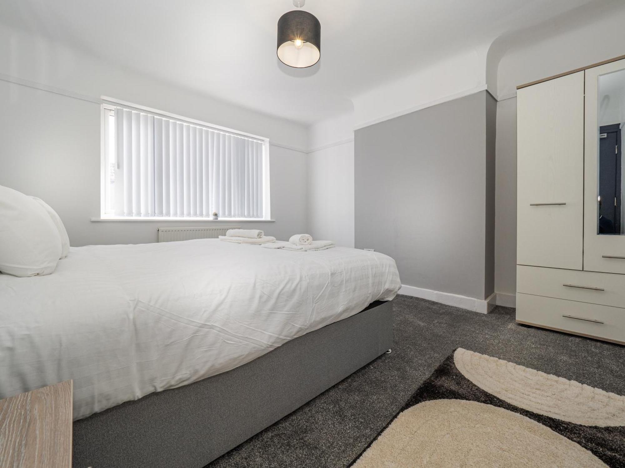 3Br Haven Retreat In Wallasey With Free Street Parking Luaran gambar